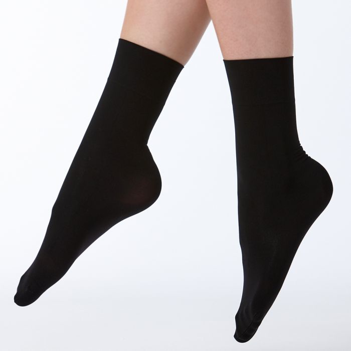 Silky essentials ballet socks