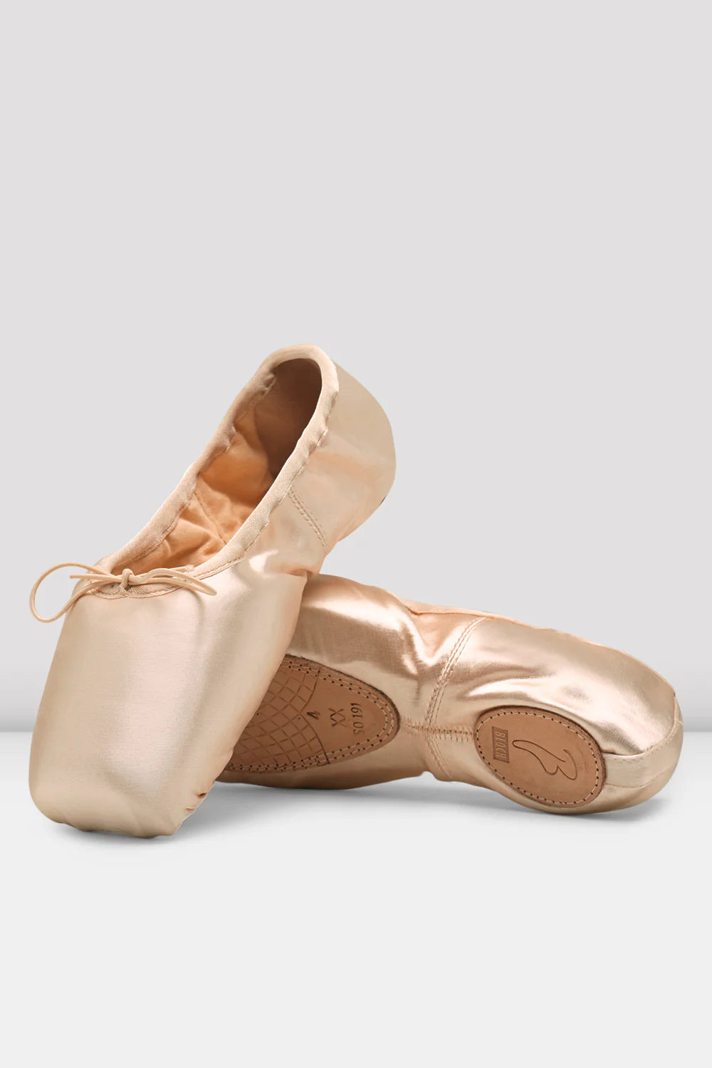 Bloch Elegance stretch pointe shoe