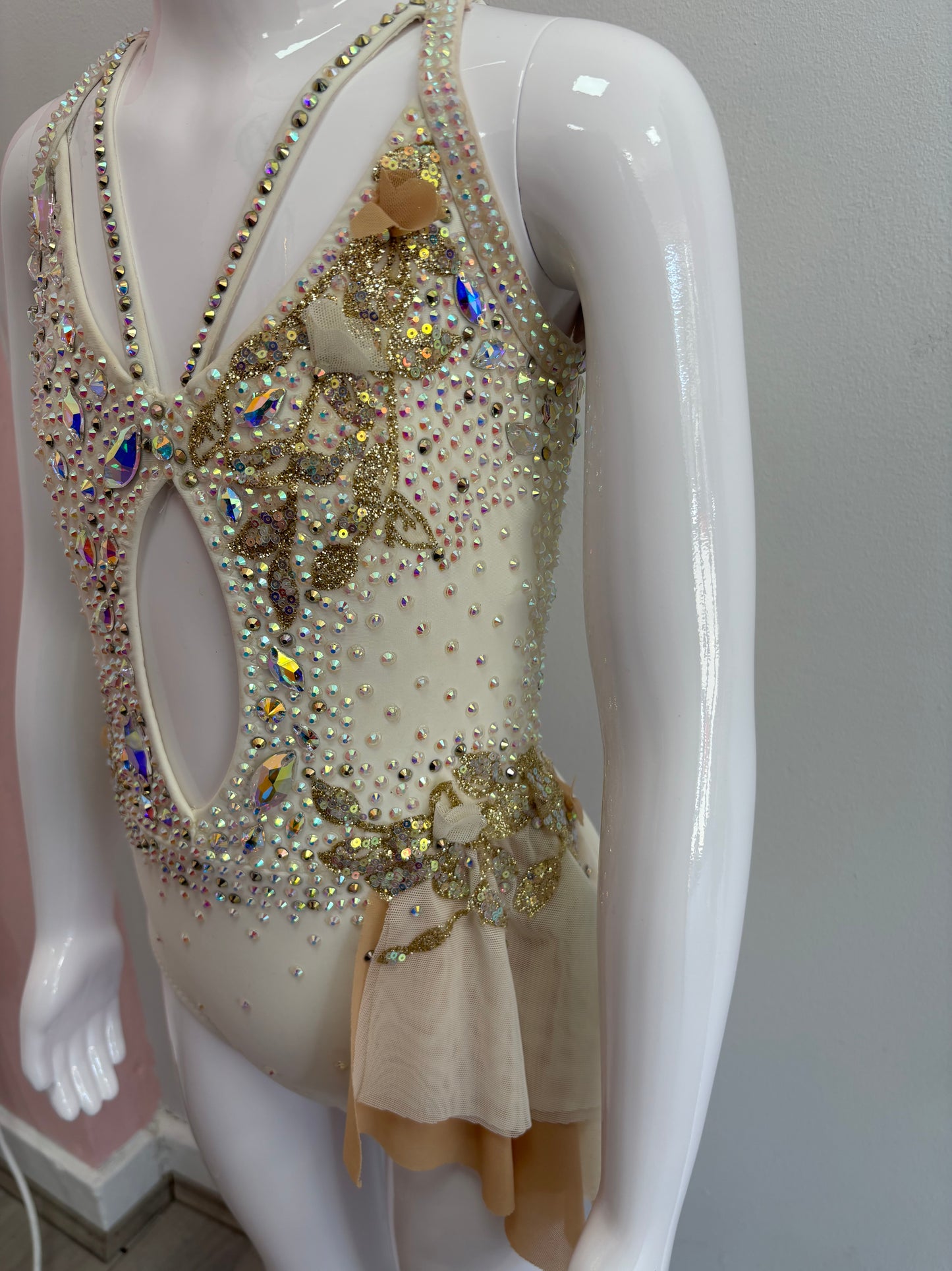 Preloved Ivory & gold