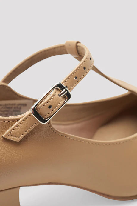 Bloch Roxie 2" Character Shoe